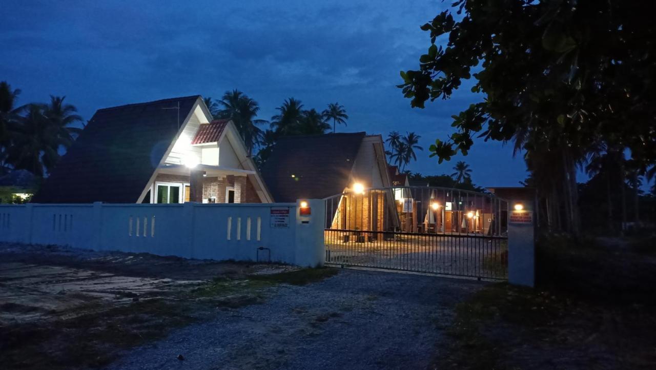 Zainab Cottage Pasir Puteh Dış mekan fotoğraf