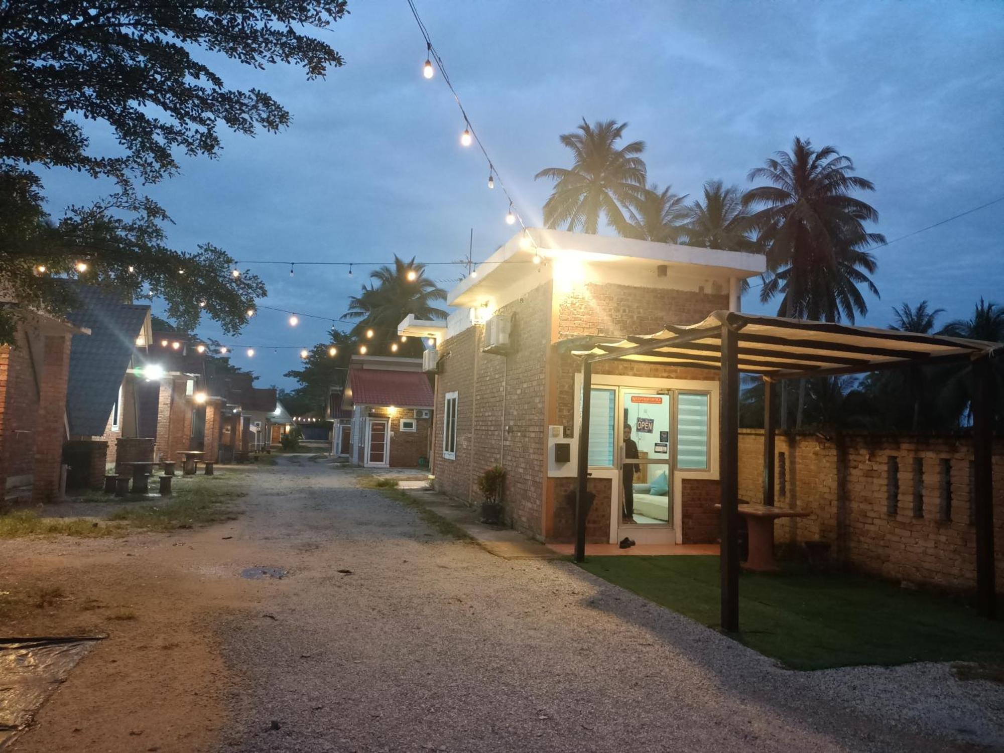 Zainab Cottage Pasir Puteh Dış mekan fotoğraf