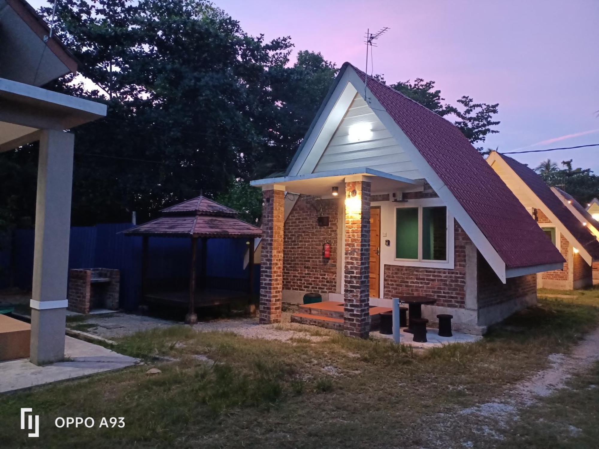 Zainab Cottage Pasir Puteh Dış mekan fotoğraf